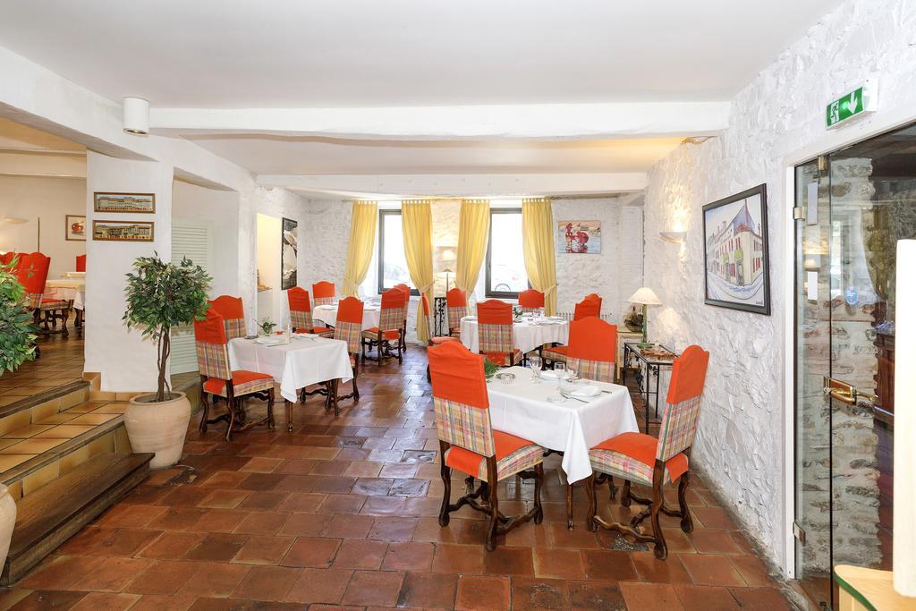 Logis Hotels - Hotel Restaurant Du Midi Ревель Экстерьер фото